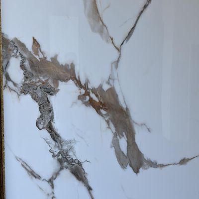 Panneau PVC marbre brillant – Blanc veiné